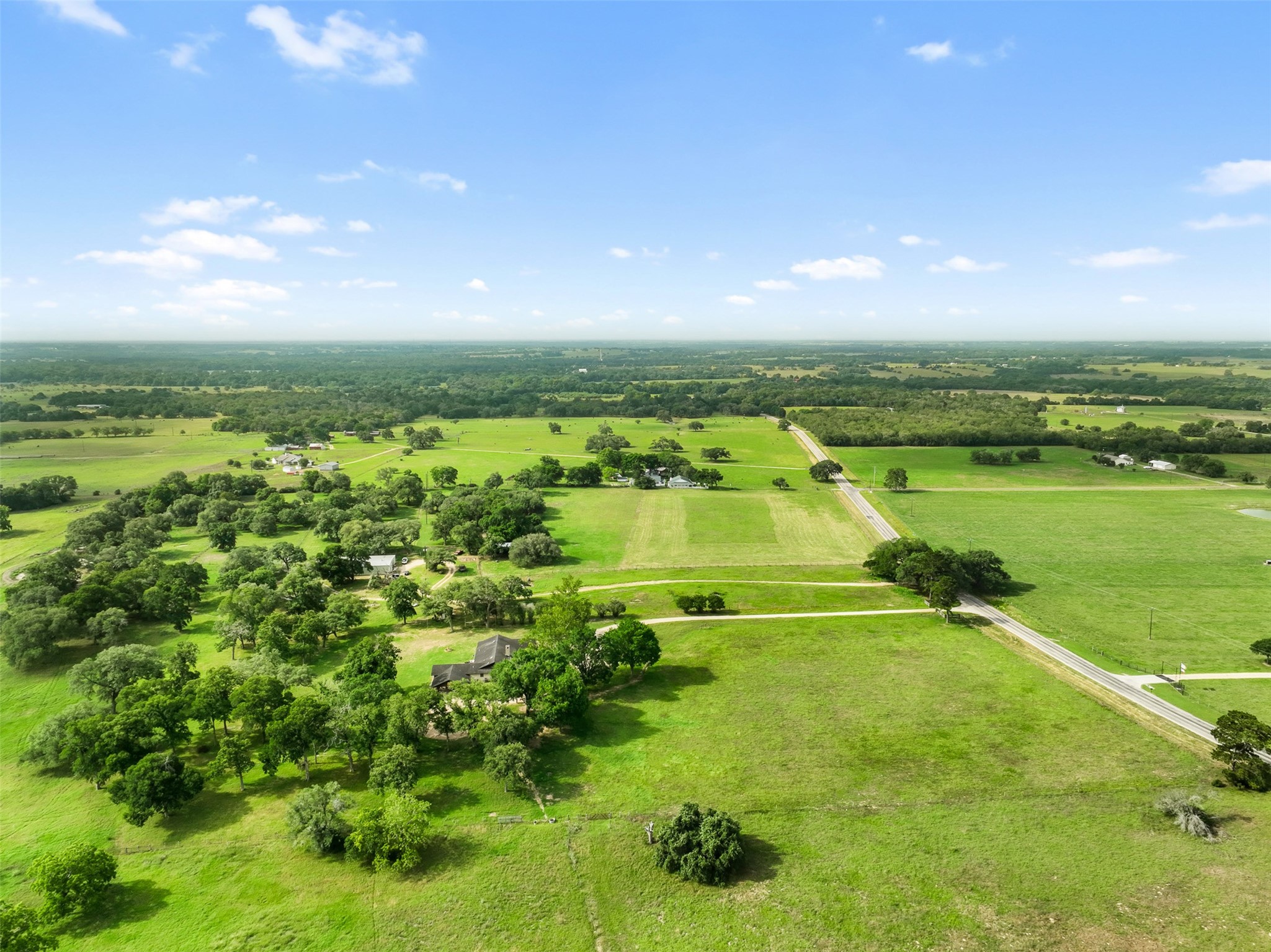 957 St Schulenburg Tx 78956 Schulenburg, TX 78956 - Photo 22 of 22 a view of a city
