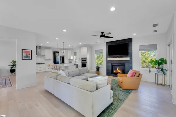 $715,000 | 1 Azalea Spring Court, Greenville, SC 29615