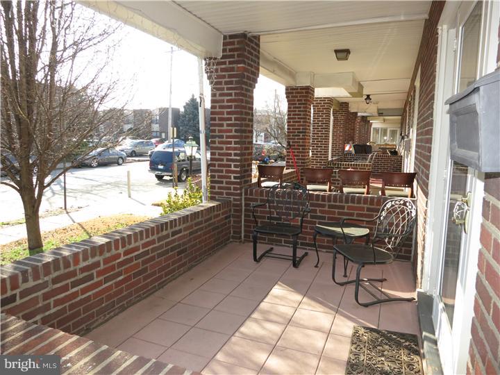 634 Roxborough Avenue Philadelphia, PA 19128 - Photo 2 of 18 Porch