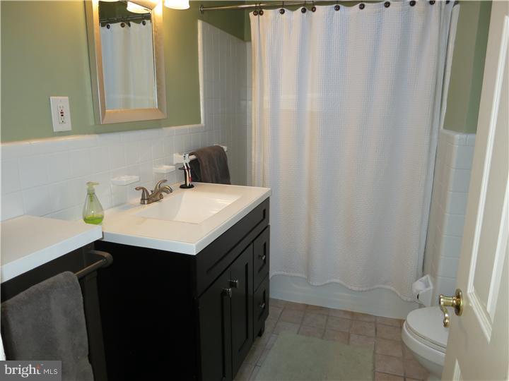 634 Roxborough Avenue Philadelphia, PA 19128 - Photo 15 of 18 Bathroom