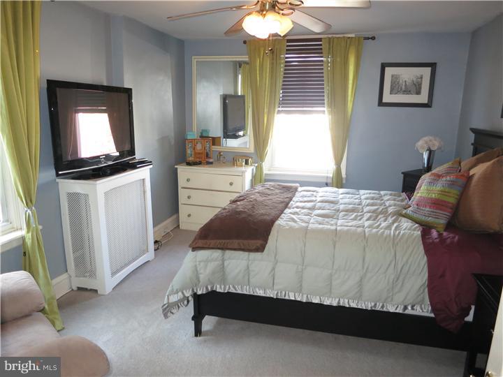 634 Roxborough Avenue Philadelphia, PA 19128 - Photo 10 of 18 Bedroom - Main