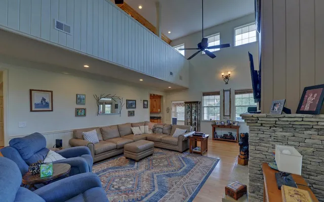 $859,900 | 102 Summit Way, Blairsville, GA 30512