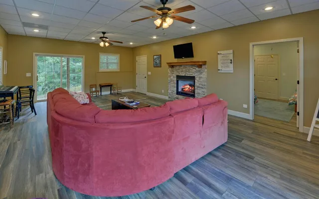 $859,900 | 102 Summit Way, Blairsville, GA 30512