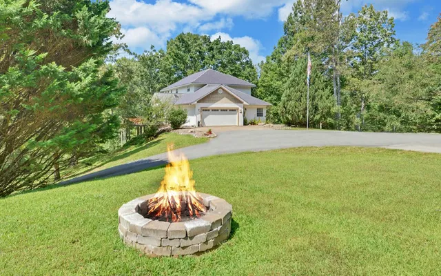 $859,900 | 102 Summit Way, Blairsville, GA 30512