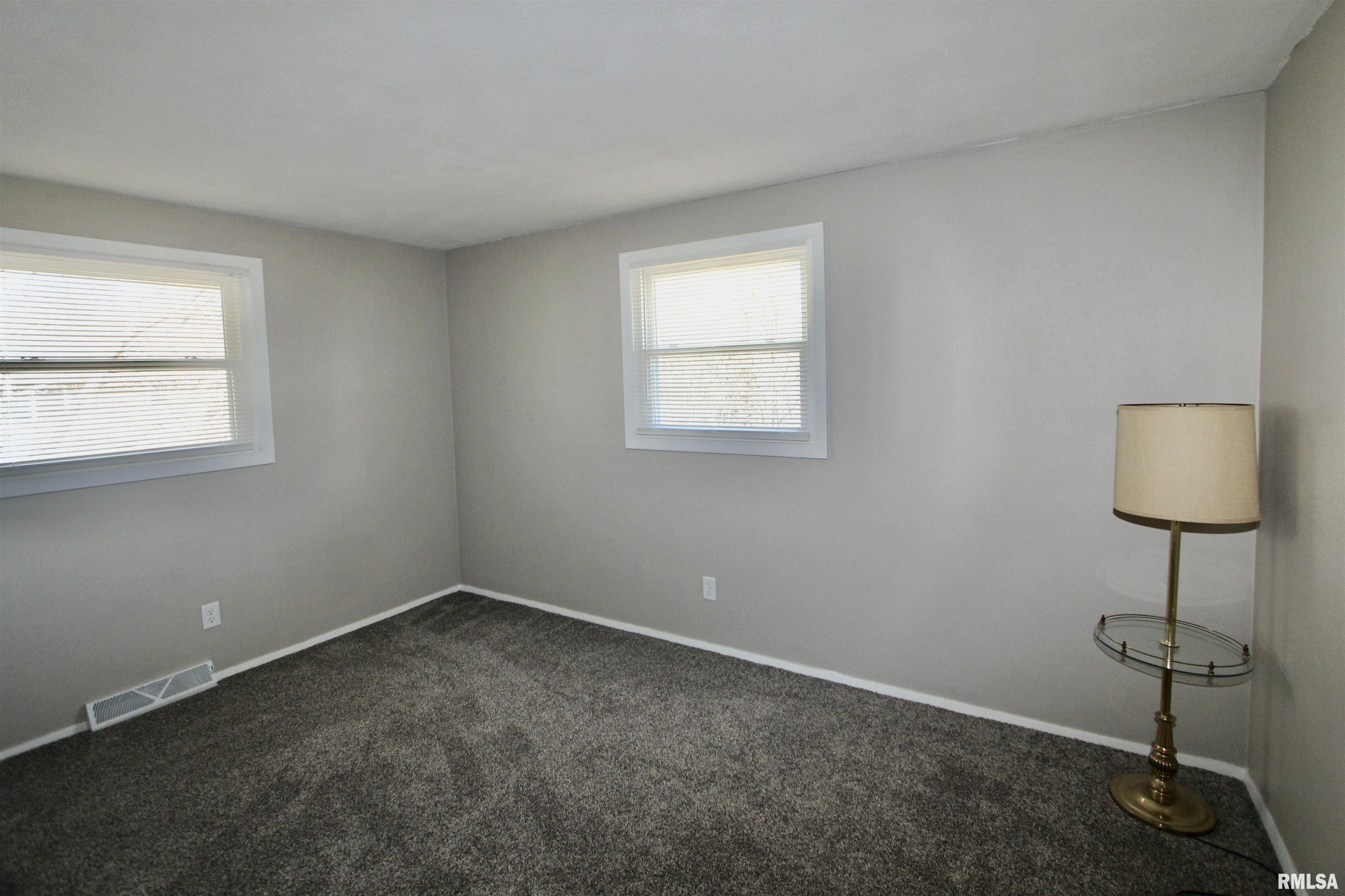 5227 West Airways Road Peoria, IL 61607 - Photo 19 of 55