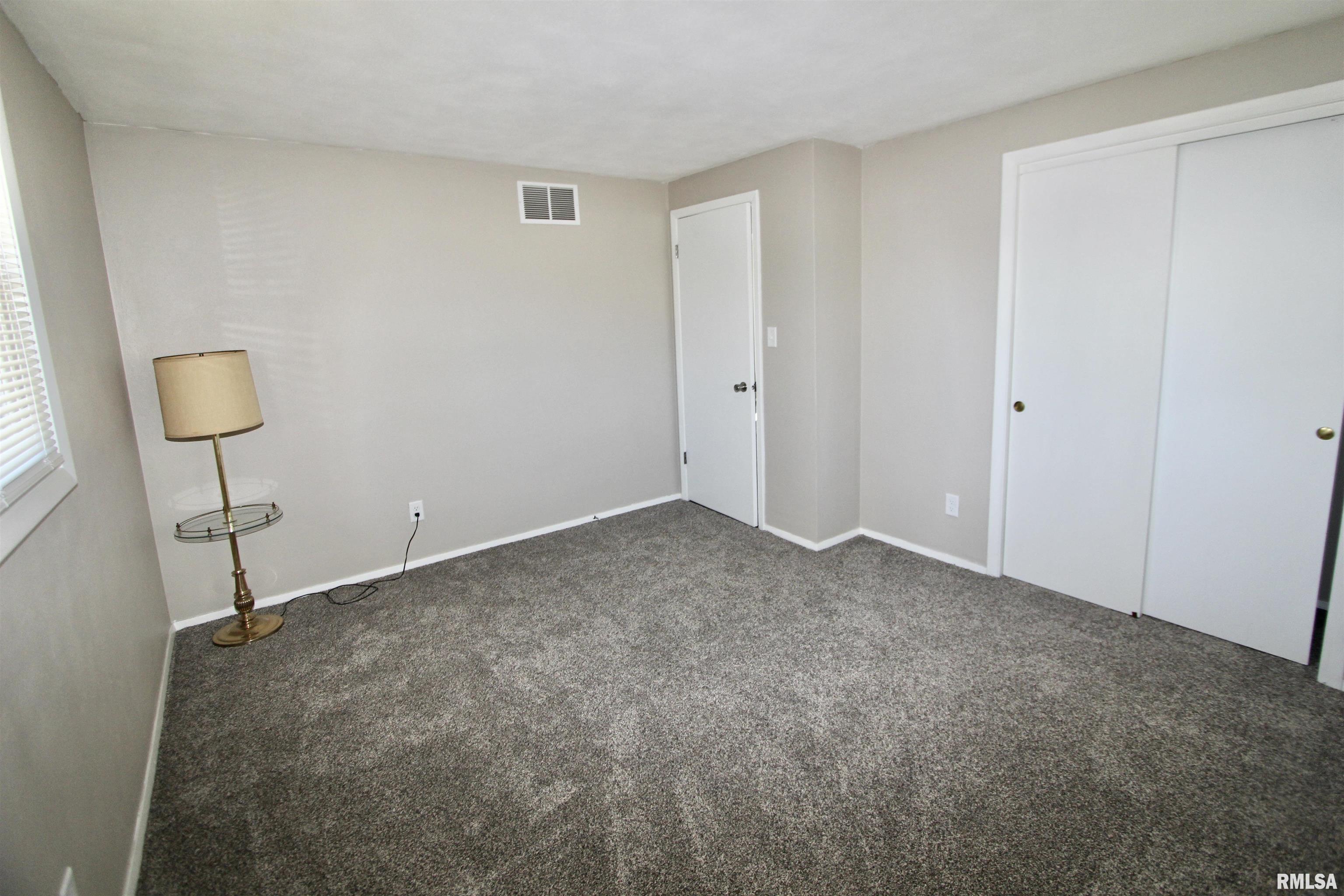 5227 West Airways Road Peoria, IL 61607 - Photo 23 of 55