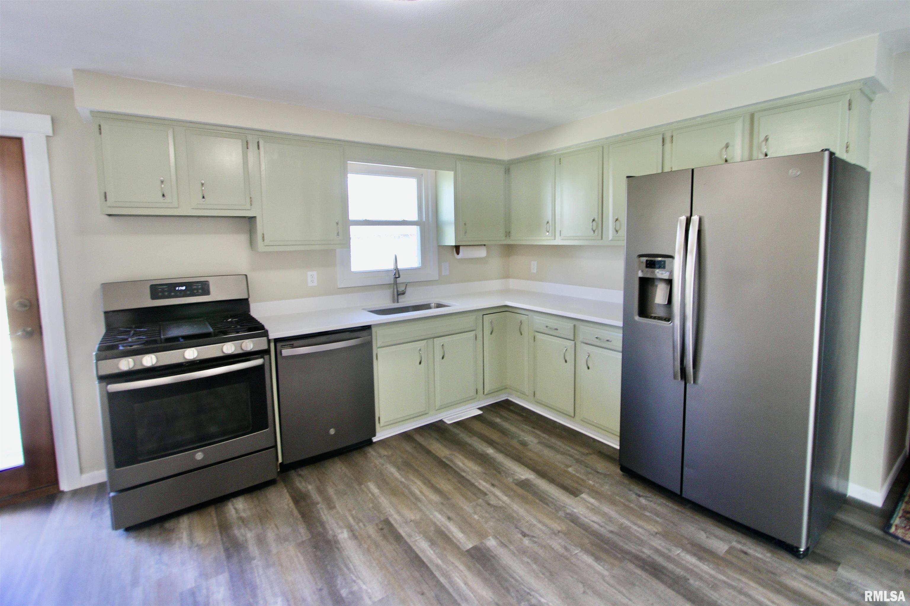 5227 West Airways Road Peoria, IL 61607 - Photo 10 of 55