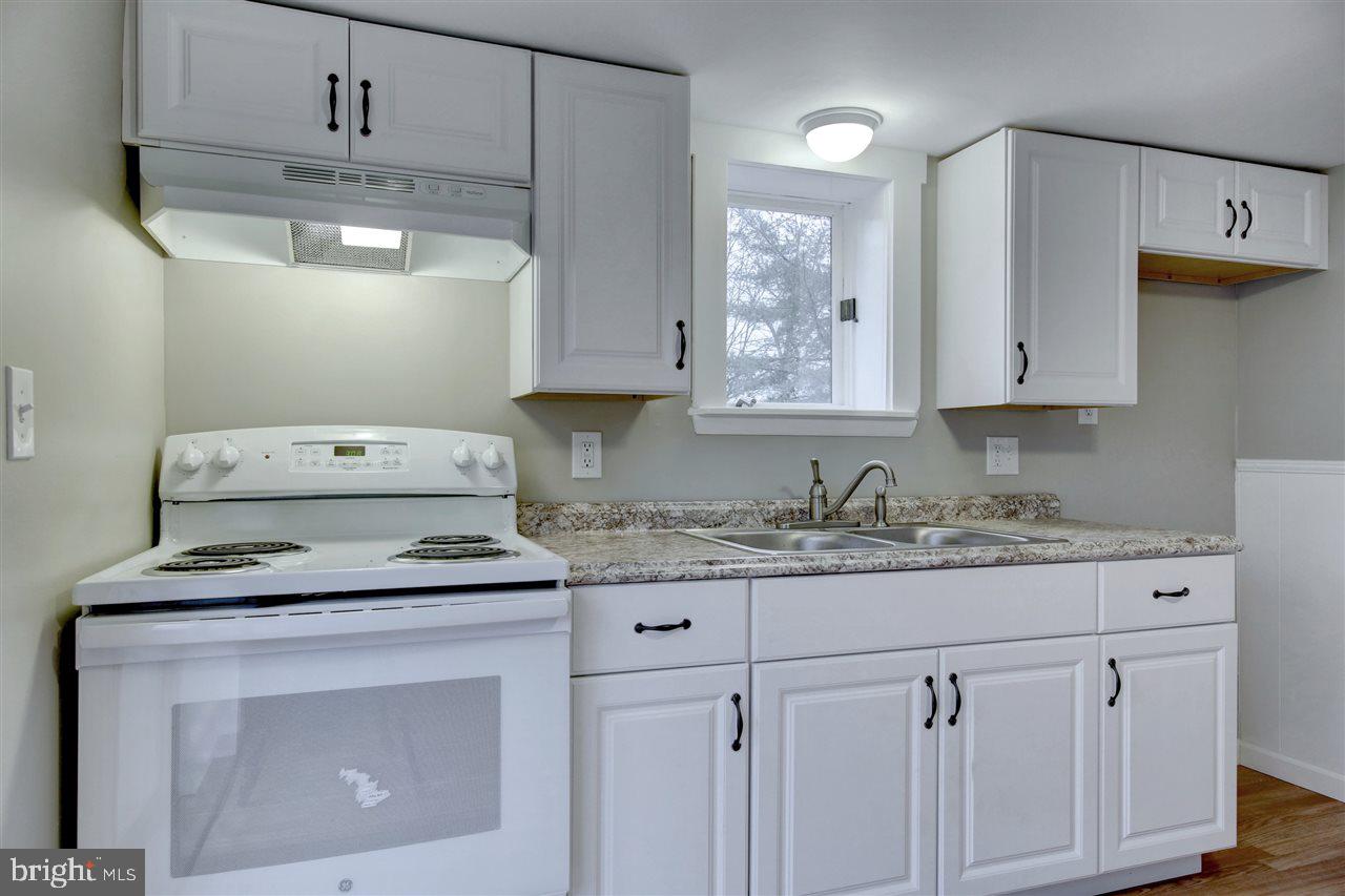 245 Quaker Meeting Road Wellsville, PA 17365 - Photo 4 of 29 Gallery Image 4