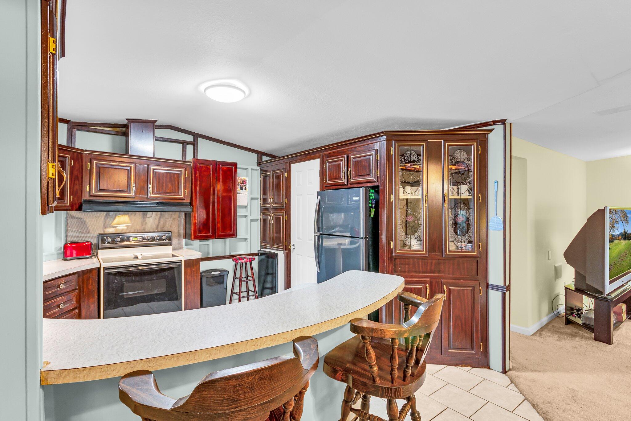 2 Sarah Lane Fort Walton Beach, FL 32547 - Photo 13 of 41 a view of a workspace with furniture