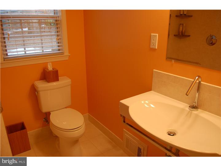 40 Arlington Road Devon, PA 19333 - Photo 13 of 21 Bathroom