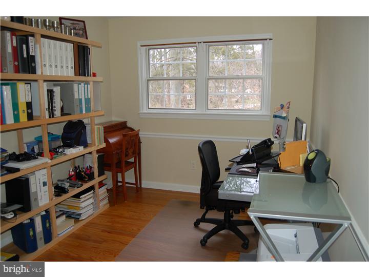 40 Arlington Road Devon, PA 19333 - Photo 15 of 21 Office / Study