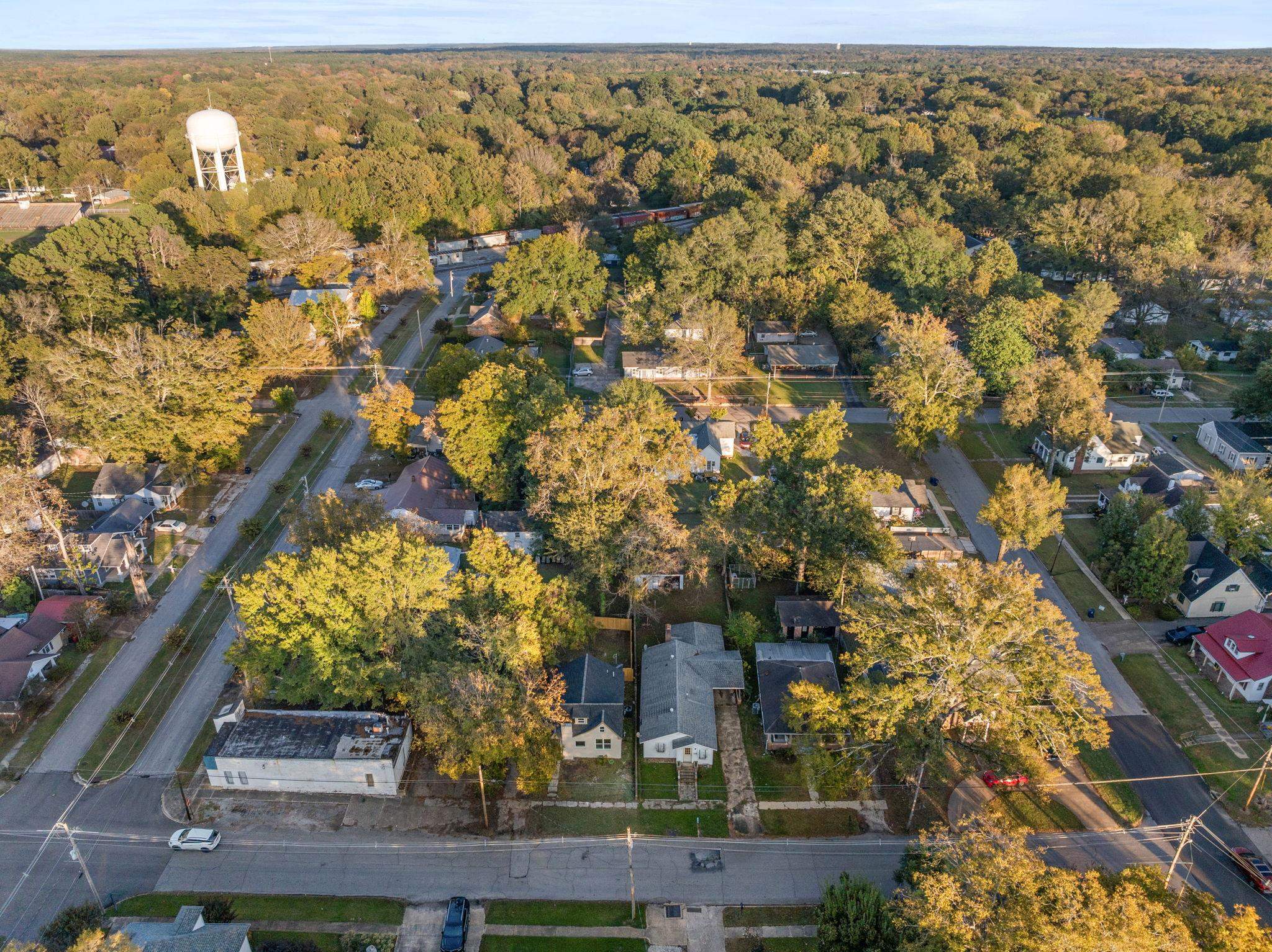 1008 North Madison Street Corinth, MS 38834 - Photo 33 of 33 an aerial view of residential houses with yard