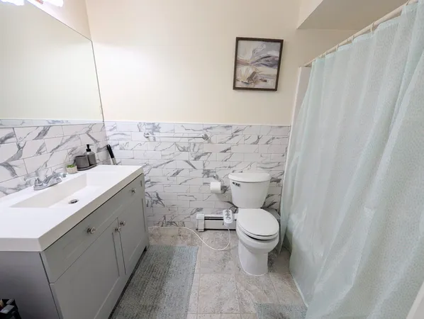 $2,700 | 125 Riverview Court, Unit 125, Secaucus, NJ 07094