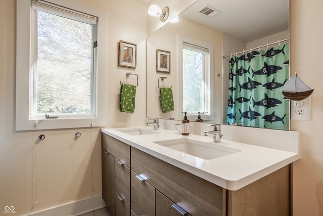 $1,650,000 | 8045 Broadway Street, Indianapolis, IN 46240