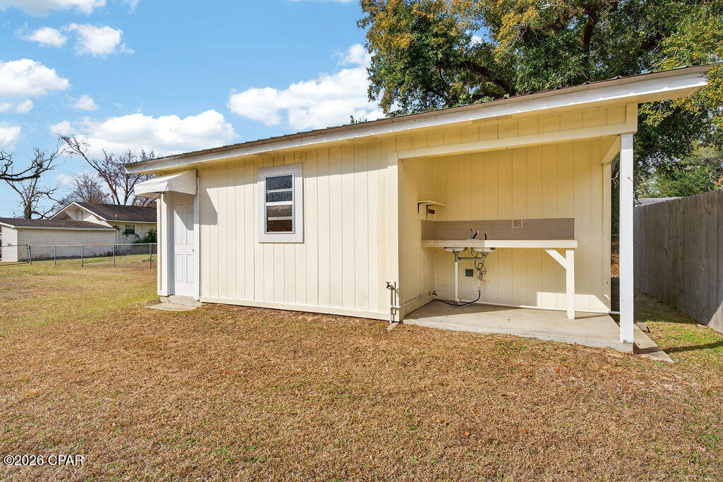 1314 Coggin Avenue Chipley, FL 32428 - Photo 11 of 40