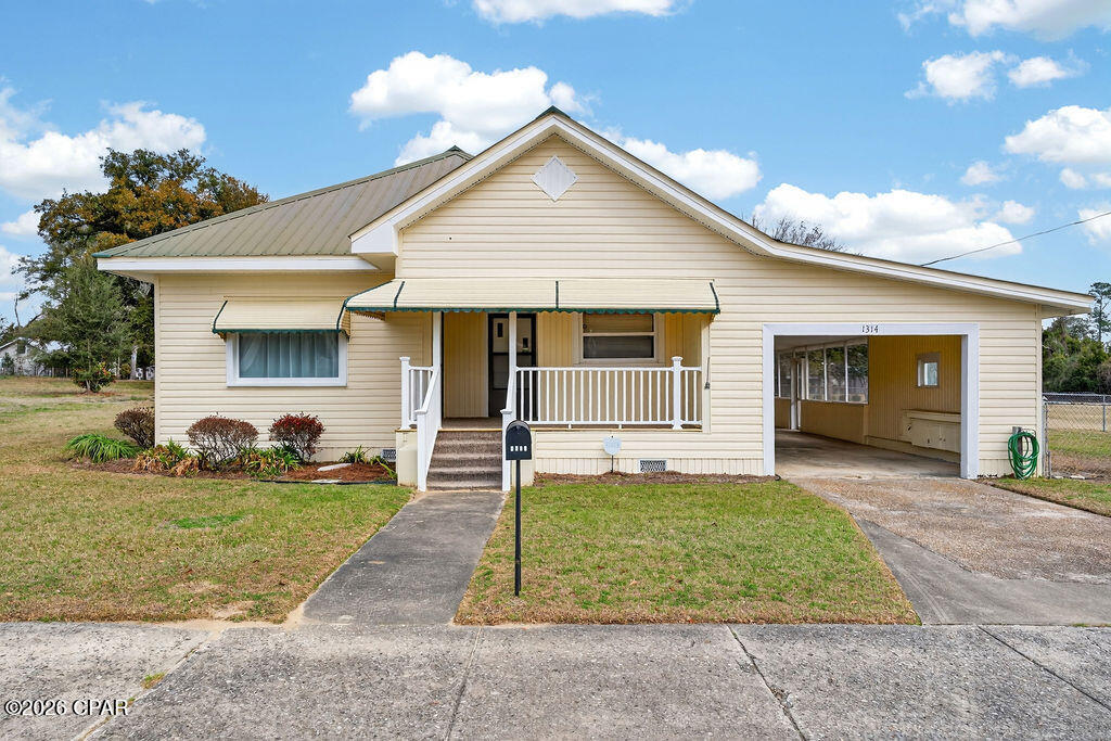 1314 Coggin Avenue Chipley, FL 32428 - Photo 2 of 40