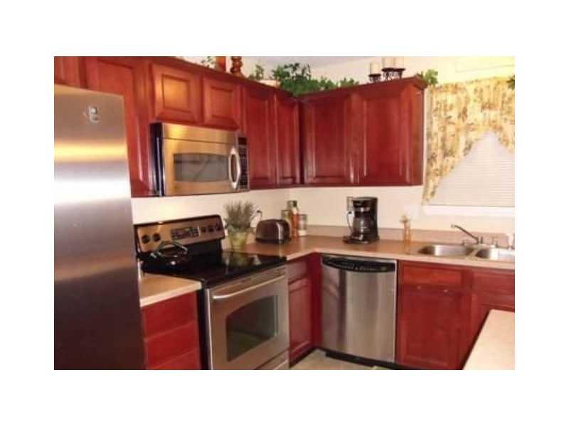 518 Sun Ridge Boulevard Avon, IN 46123 - Photo 4 of 9