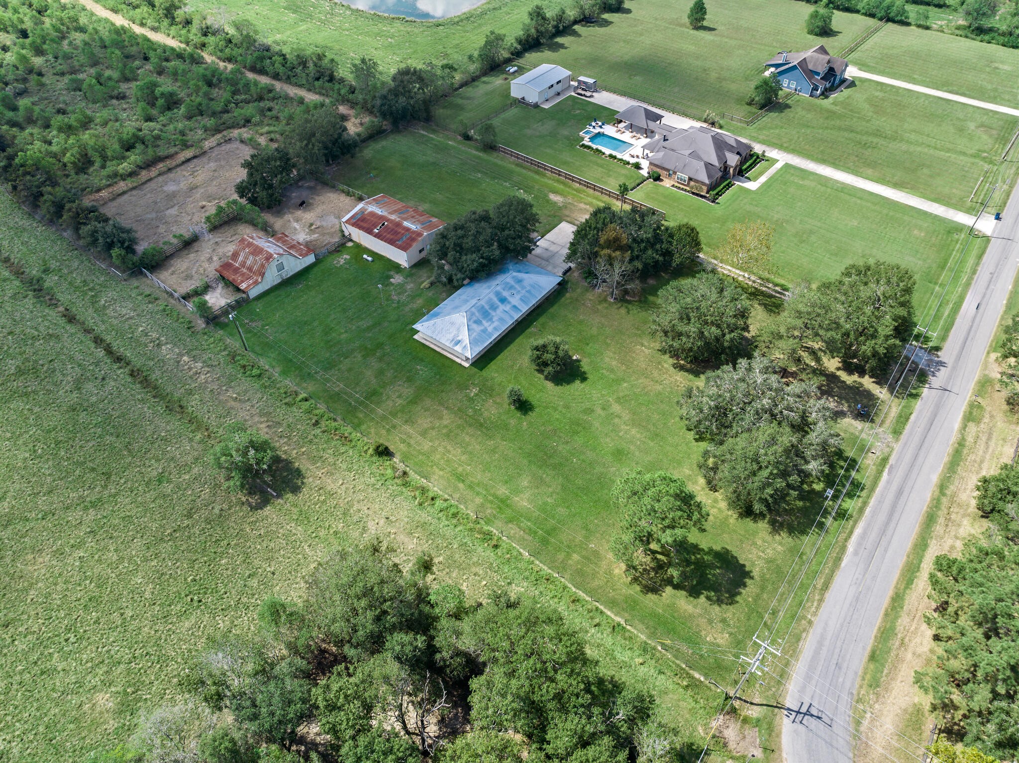 3030 Moore Road Beaumont, TX 77713 - Photo 25 of 38 an aerial view of a residential houses with outdoor space and street view