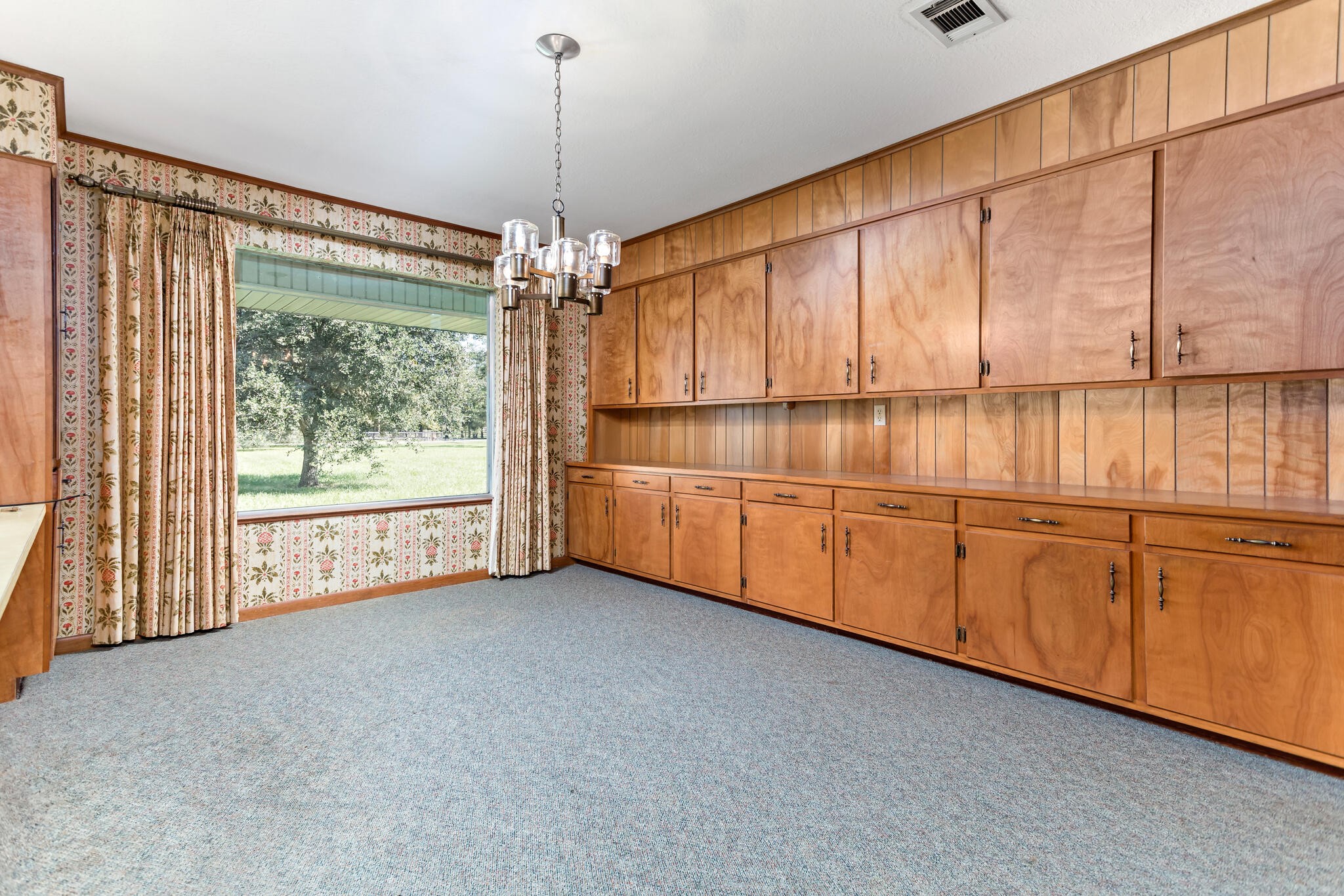 3030 Moore Road Beaumont, TX 77713 - Photo 10 of 38 a view of a room with window