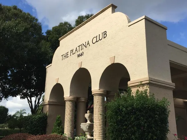 $2,500 | 5275 Europa Drive, Unit I, Boynton Beach, FL 33437