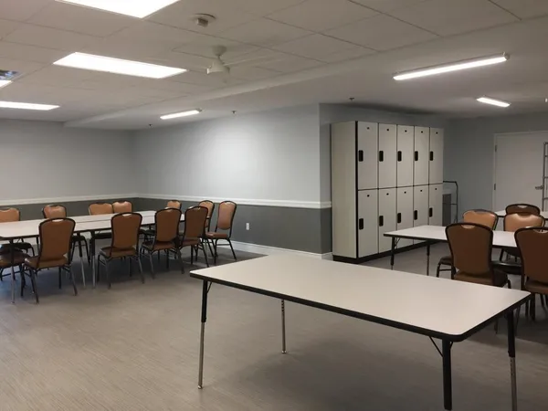 $2,500 | 5275 Europa Drive, Unit I, Boynton Beach, FL 33437