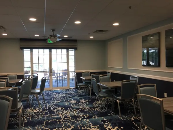 $2,500 | 5275 Europa Drive, Unit I, Boynton Beach, FL 33437