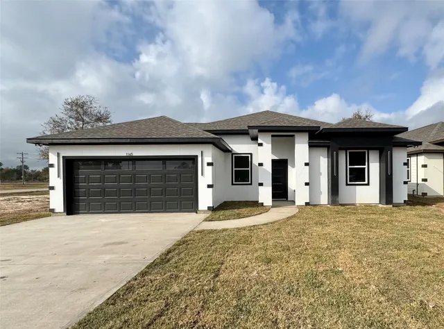 $325,000 | 1165 Road 5203, Cleveland, TX 77327