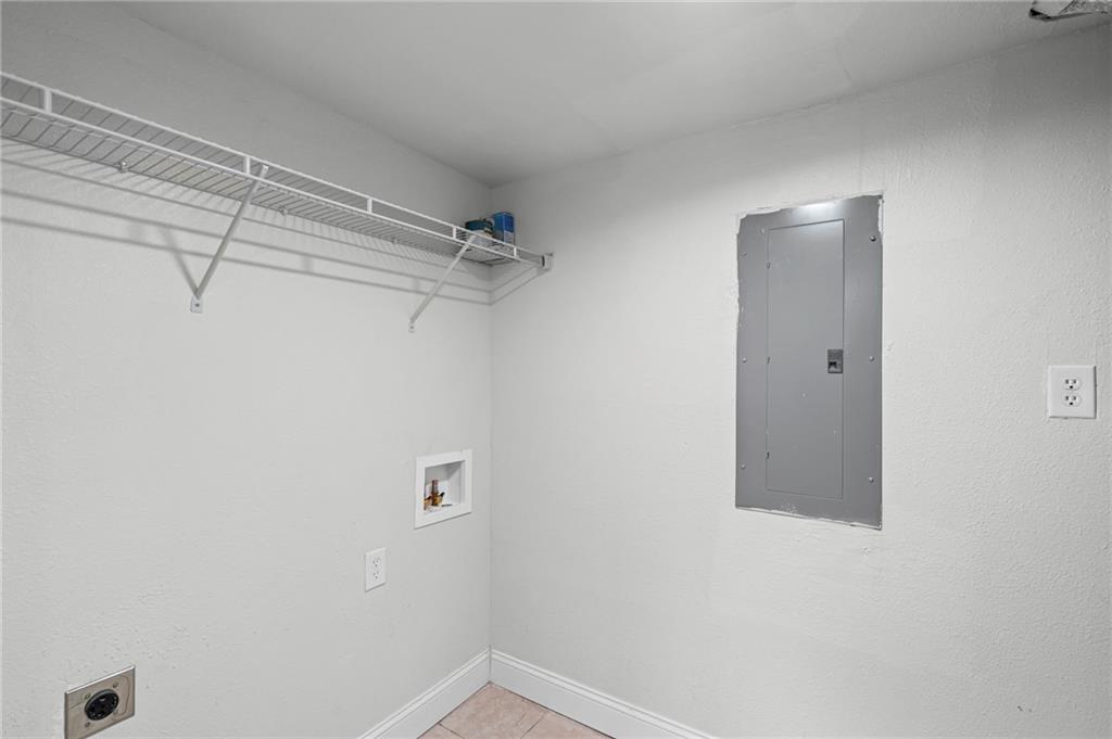 1342 North Hampton Road Alpharetta, GA 30009 - Photo 20 of 29 a view of a small space