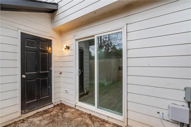 $2,200 | 1342 North Hampton Road, Alpharetta, GA 30009