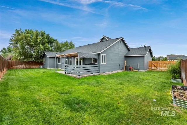 $392,000 | 1322 North 14th E Street, Mountain Home, ID 83647