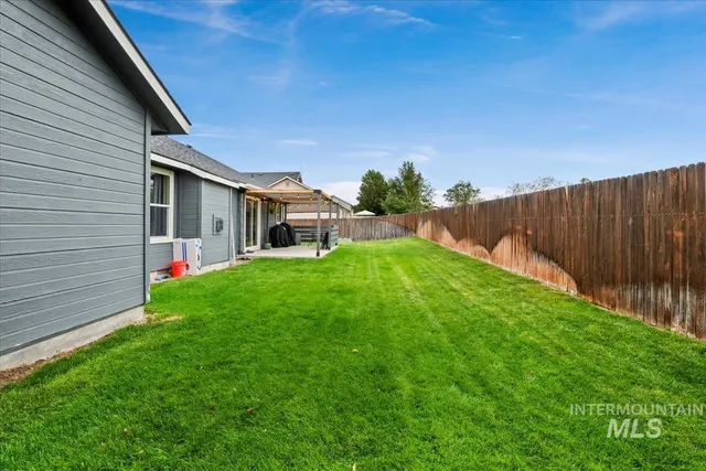 $392,000 | 1322 North 14th E Street, Mountain Home, ID 83647