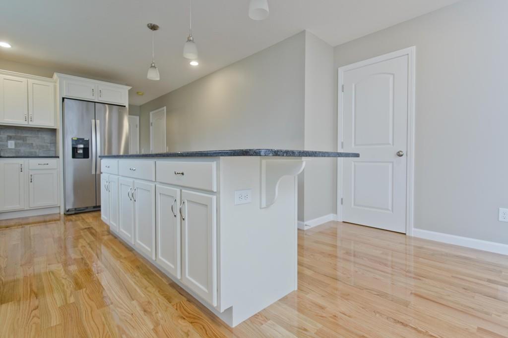 79 Castle Street Springfield, MA 01118 - Photo 10 of 39 Gallery Image 10