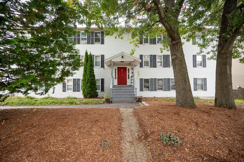 6 Inverness Avenue, Unit 3 Worcester, MA 01604 - Photo 1 of 19 Gallery Image 1