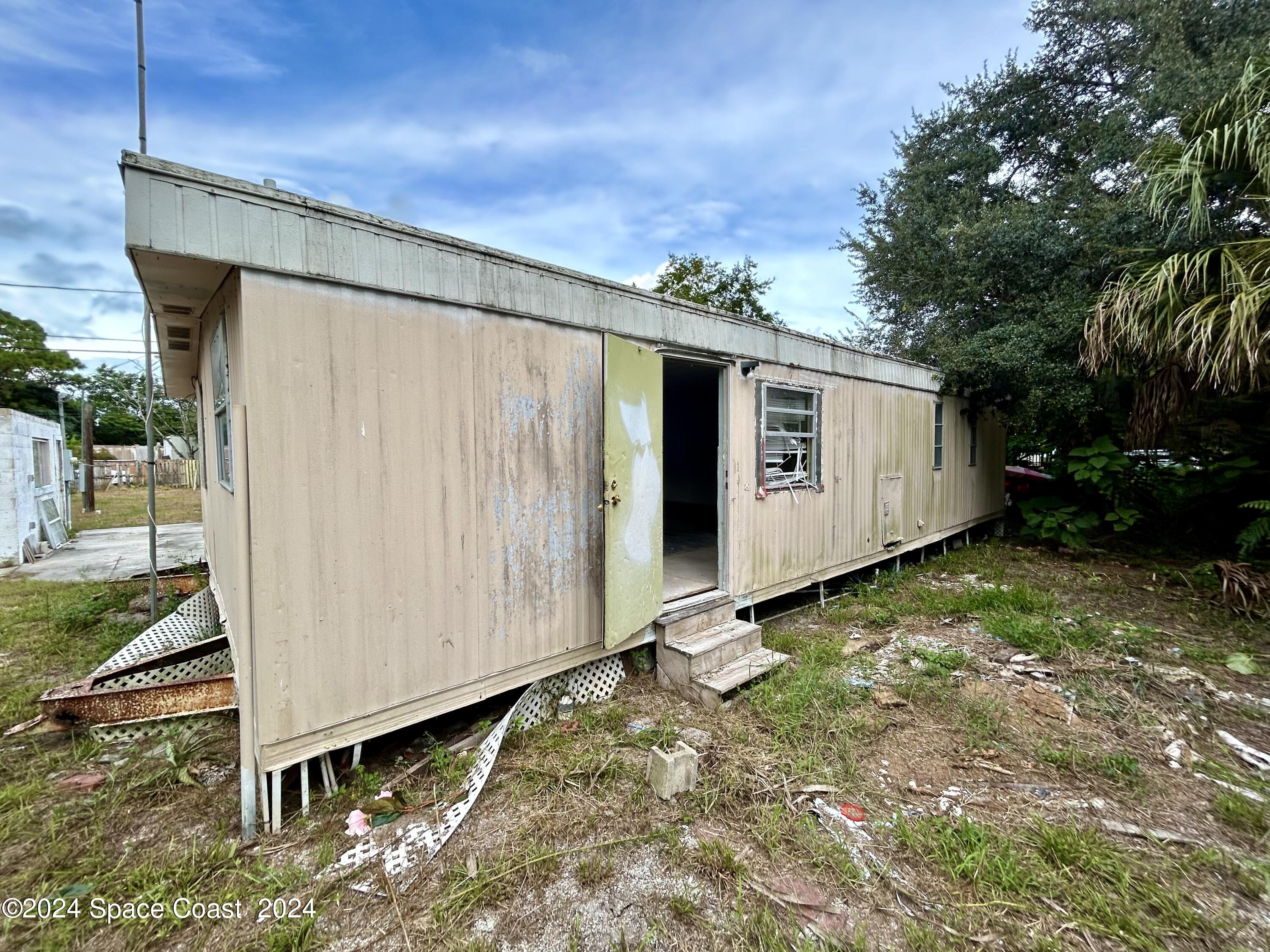 326 Iris Street Cocoa, FL 32927 - Photo 15 of 28 IMG_0423