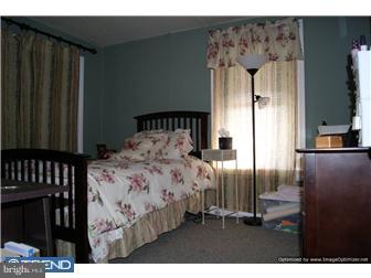 343 Spring Mill Avenue Conshohocken, PA 19428 - Photo 6 of 11 Bedroom