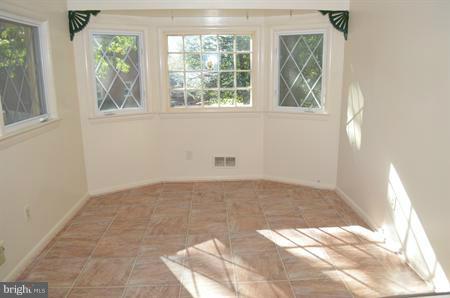 602 Winhall Way Silver Spring, MD 20904 - Photo 14 of 28 Interior (General)