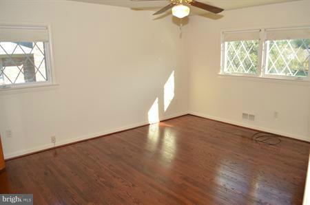 602 Winhall Way Silver Spring, MD 20904 - Photo 19 of 28 Bedroom (Master)