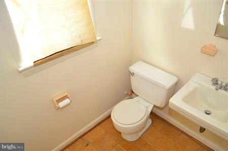602 Winhall Way Silver Spring, MD 20904 - Photo 25 of 28 Bath