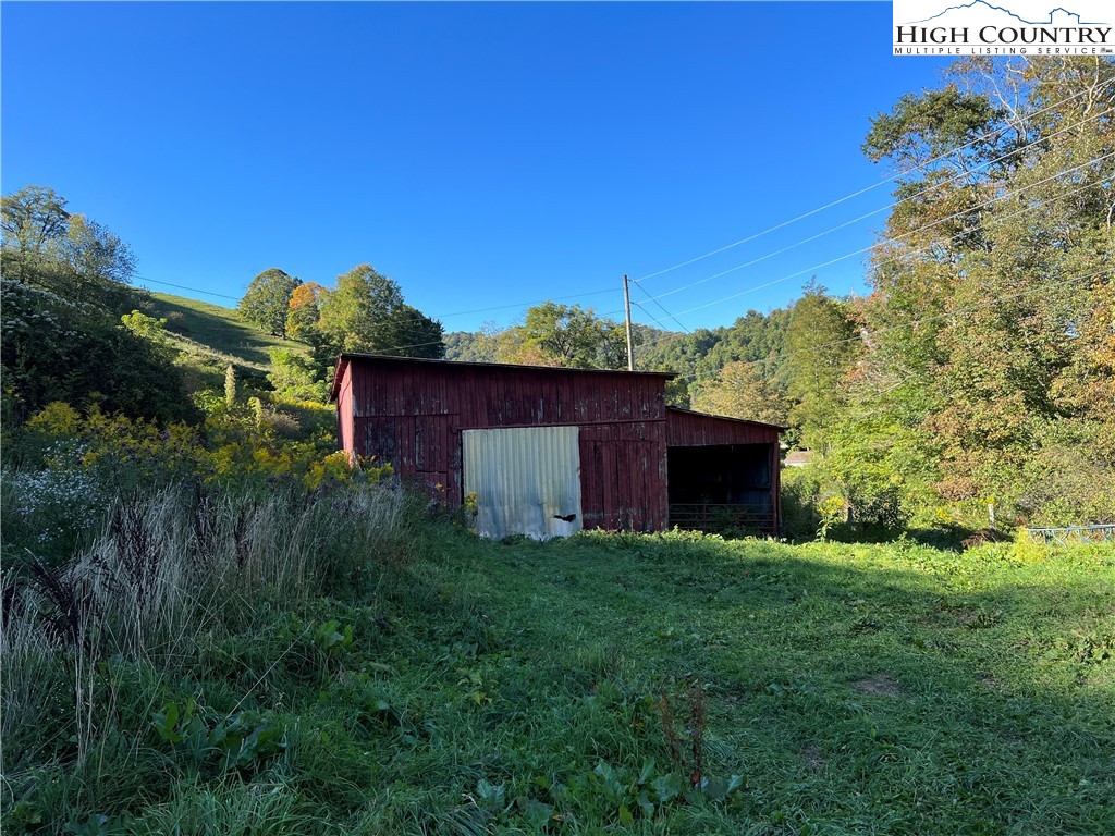 7664 Meat Camp Road Todd, NC 28684 - Photo 13 of 28 Gallery Image 13