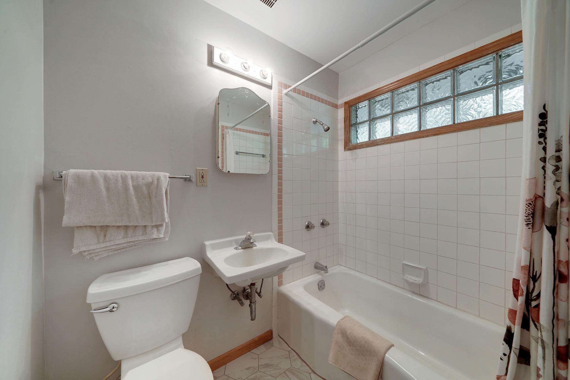 14616 Wildcrest Road Minnetonka, MN 55345 - Photo 10 of 49 Gallery Image 10