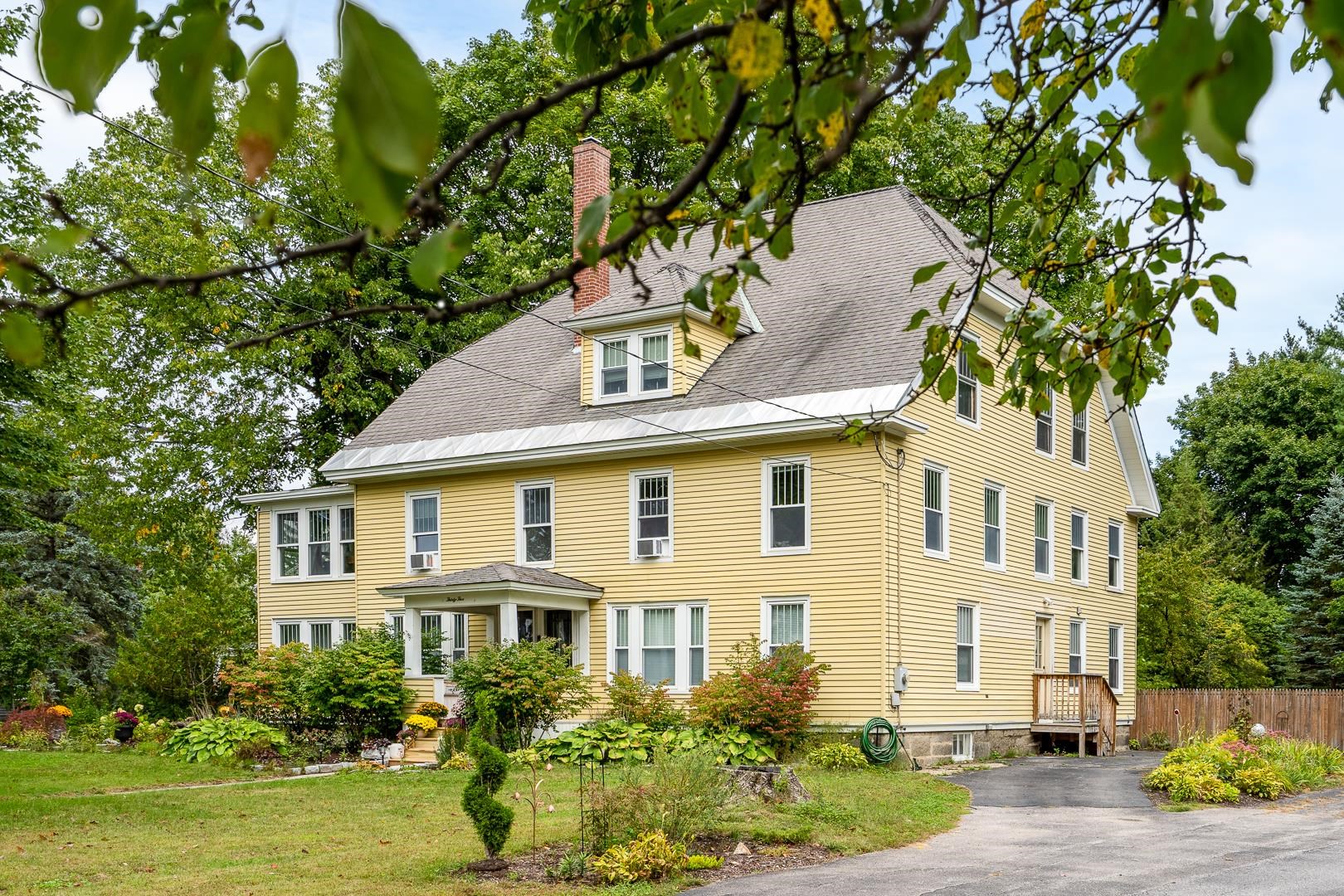 35 Dunklee Street Concord, NH 03301 - Photo 2 of 40