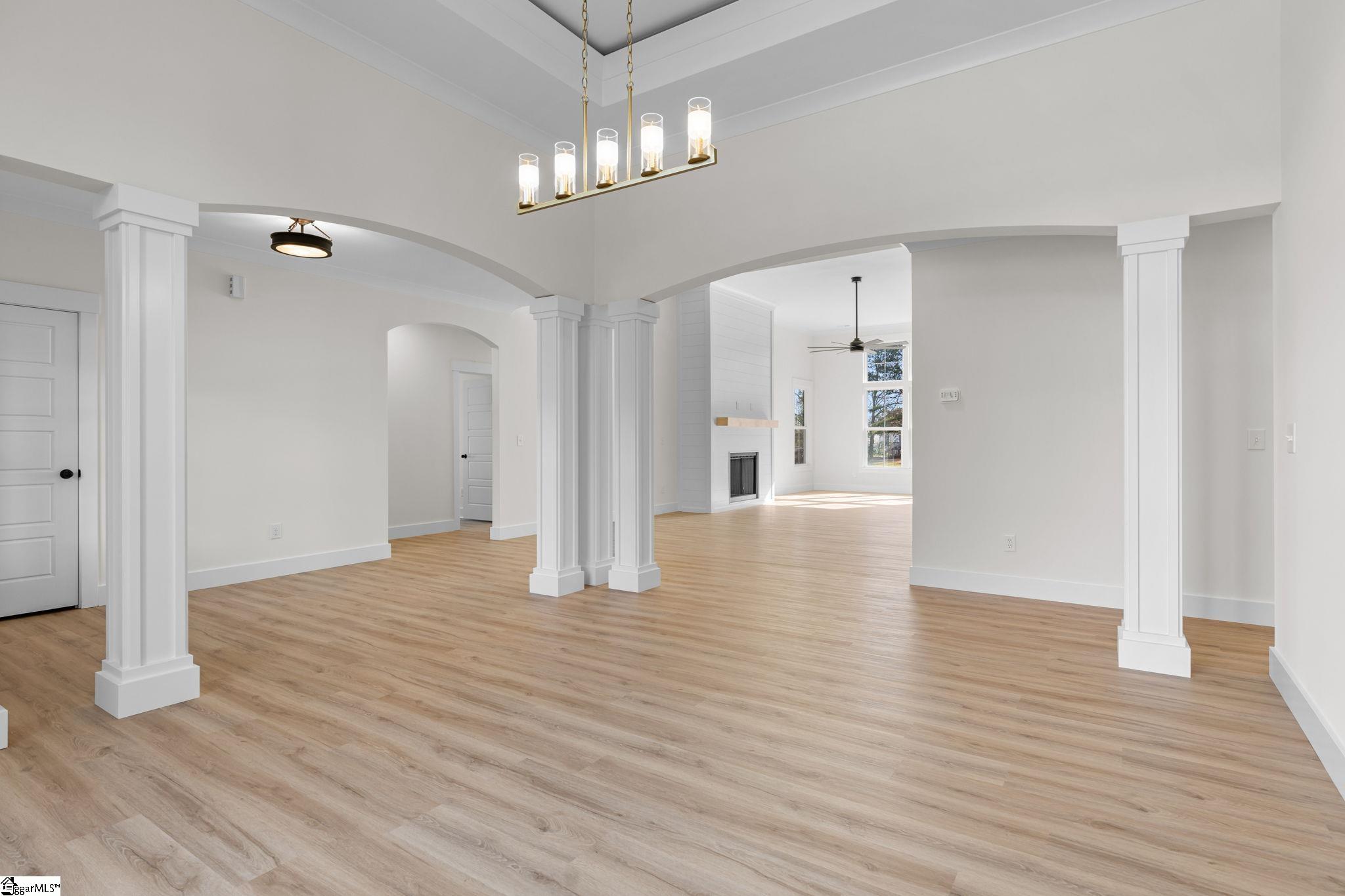 1165 Goodjoin Road Campobello, SC 29322 - Photo 7 of 43