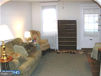 931 Edgemore Road Philadelphia, PA 19151 - Photo 2 of 12 Gallery Image 2