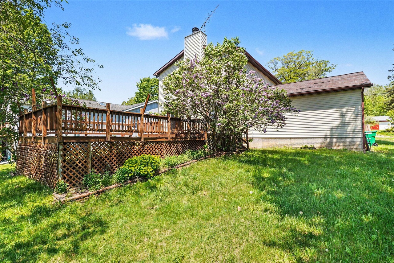 2675 West Lily Lake Road Harrison, MI 48625 - Photo 32 of 39