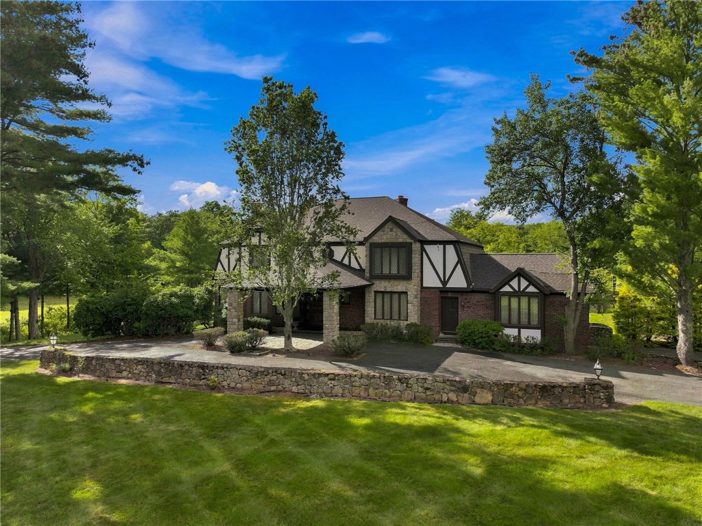 835 Snake Hill Road Glocester, RI 02857 - Photo 30 of 50 Gallery Image 30