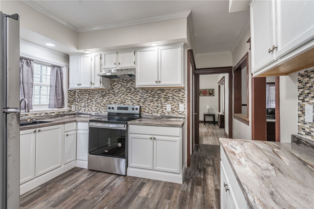 36 Mazda Terrace Rochester, NY 14621 - Photo 12 of 38