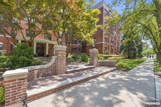 100 Prospect Avenue, Unit 5K Hackensack, NJ 07601 - Photo 10 of 11