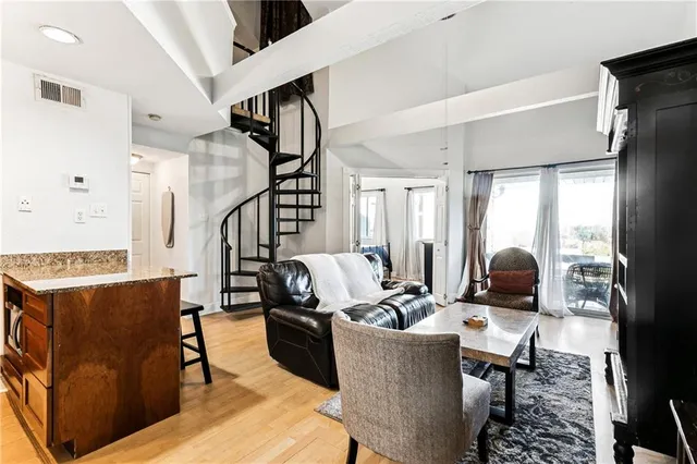 $2,150 | 420 Metairie-Hammond Highway, Unit 331, Metairie, LA 70005