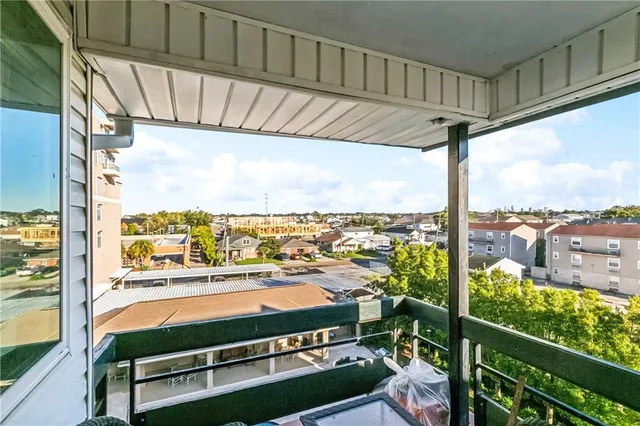 $2,150 | 420 Metairie-Hammond Highway, Unit 331, Metairie, LA 70005