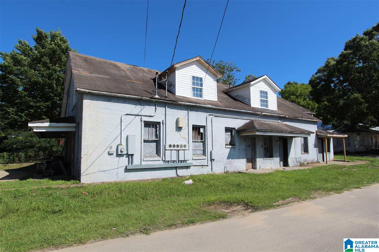 412 Blue Mountain Road Anniston, AL 36201 - Photo 1 of 18